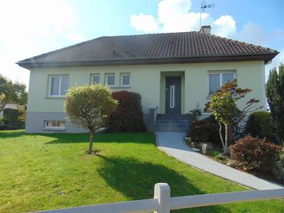 Maison - 93 m² - 5 pièces