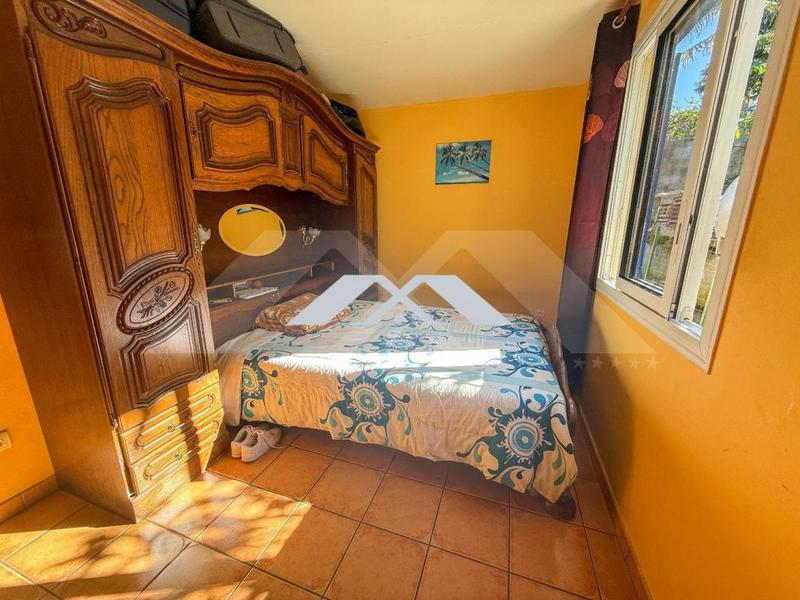 Maison - 208 m² - 9 pièces