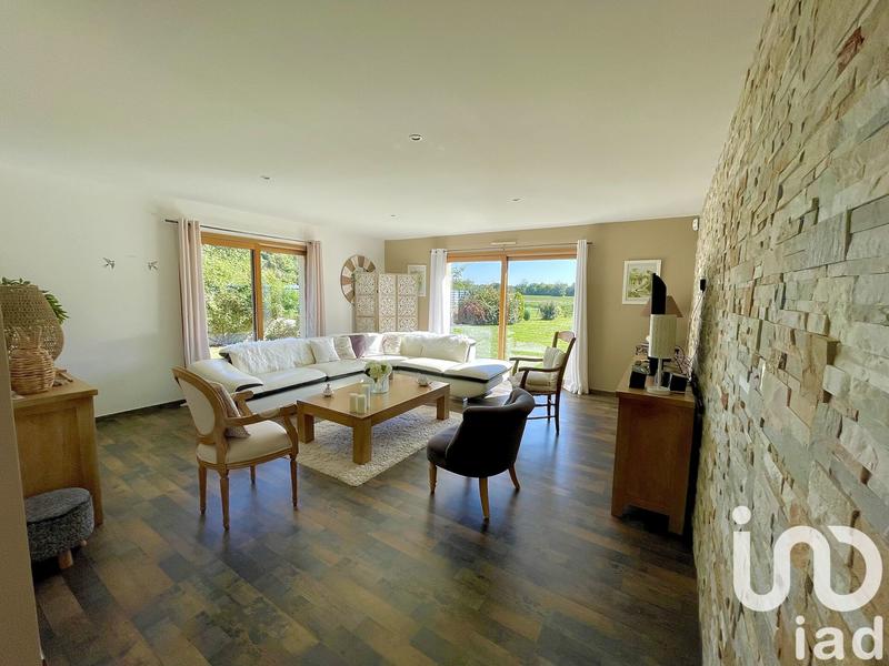 Maison de maîtres - 192 m² - 9 pièces