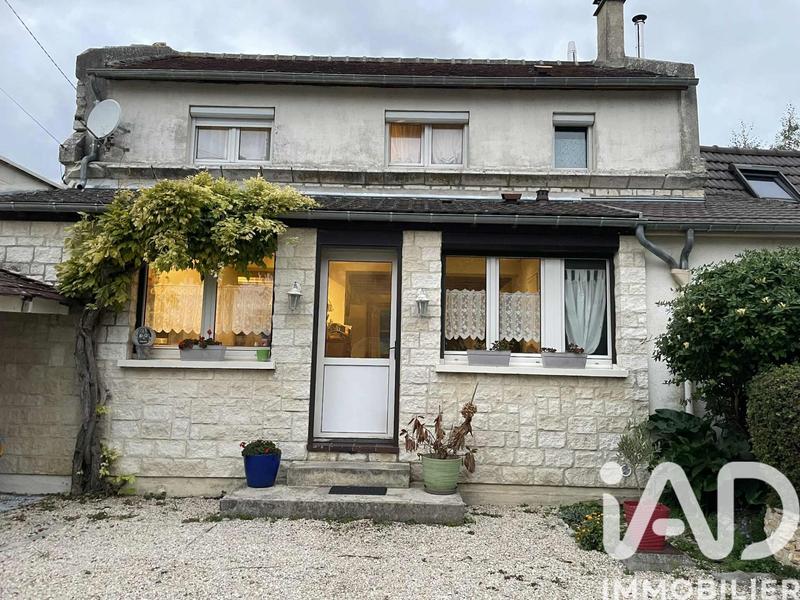 Maison de village - 84 m² - 3 pièces