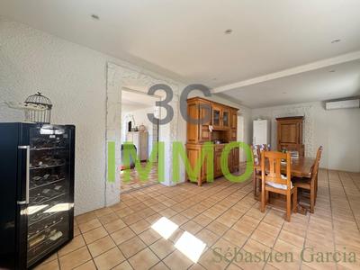 Villa - 292 m² - 13 pièces