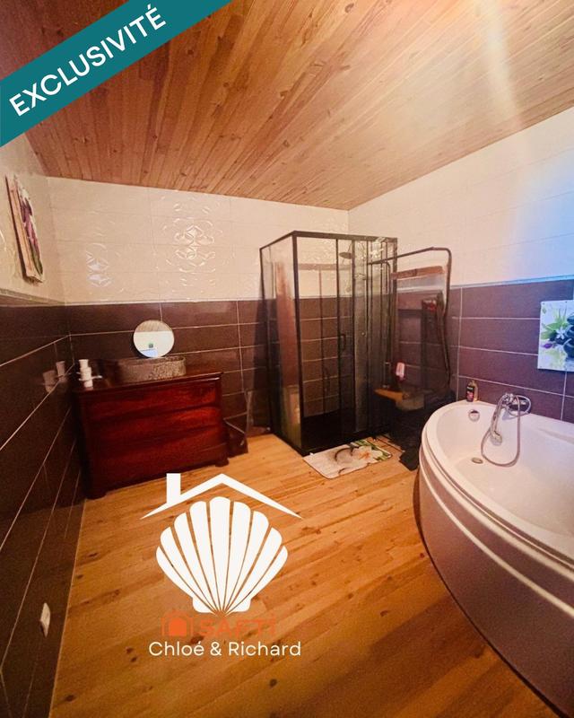 Maison - 180 m² - 8 pièces