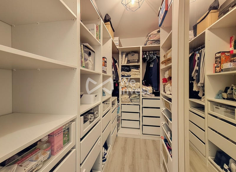 Appartement - 82 m² - 4 pièces