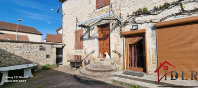 Maison de village - 291 m² - 11 pièces