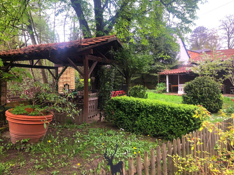 Maison ancienne - 378 m² - 15 pièces