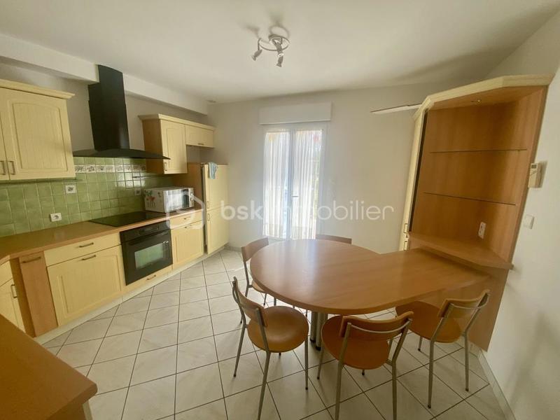 Château - 134 m² - 6 pièces