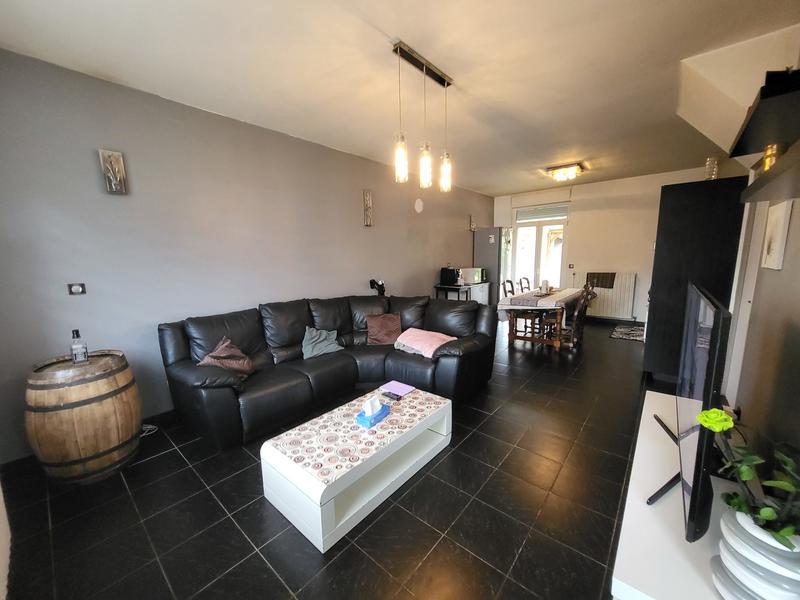 Maison - 80 m² - 5 pièces