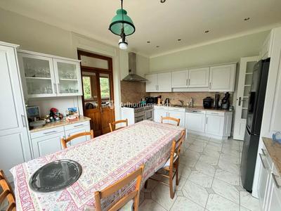 Maison - 187 m² - 5 pièces