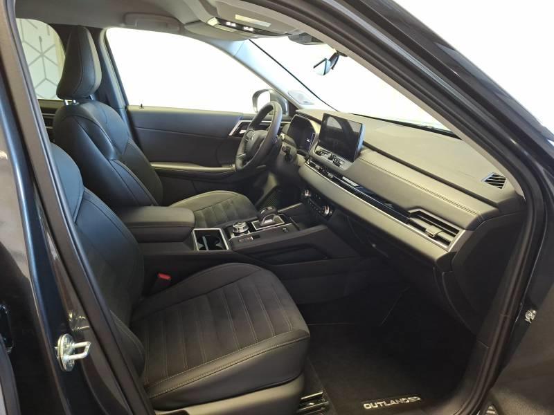 Mitsubishi Outlander 2.4 Mivec Phev 306 4wd Intense