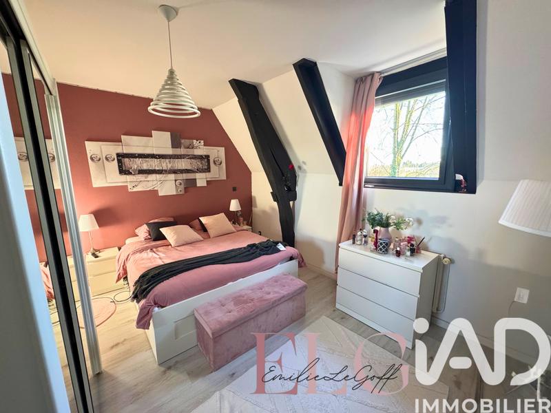 Maison - 207 m² - 7 pièces