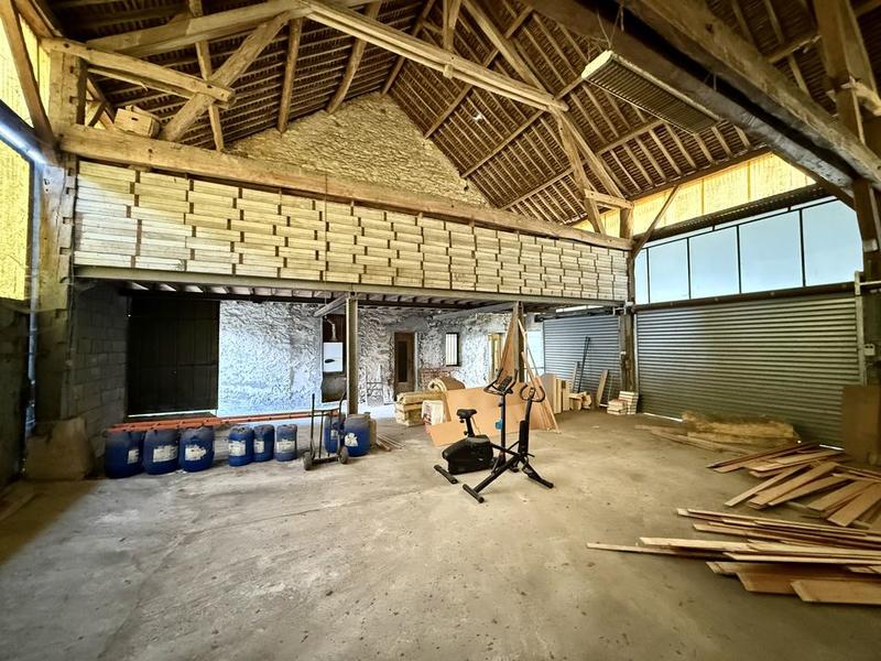 Maison - 150 m² - 7 pièces