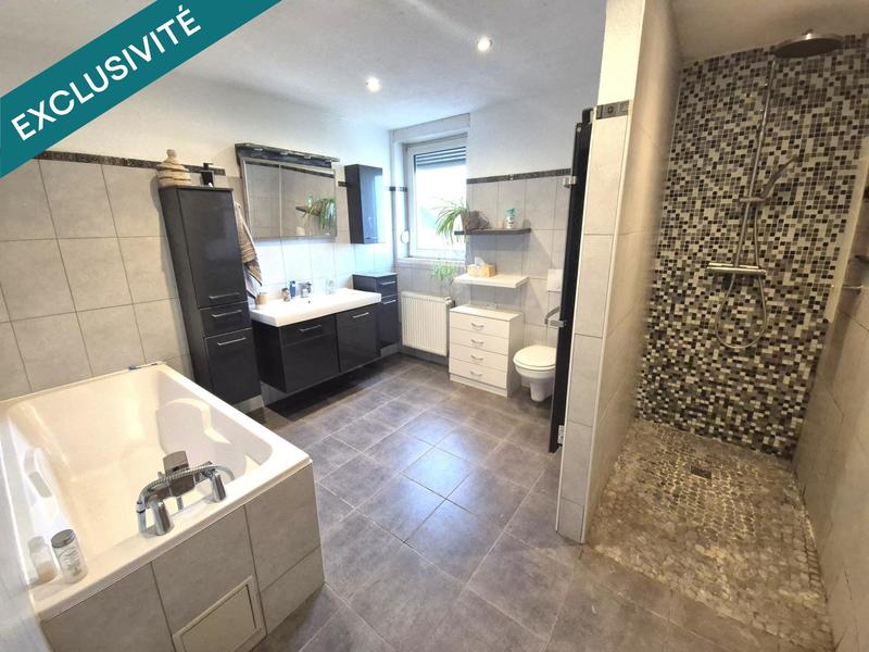 Maison - 140 m² - 6 pièces