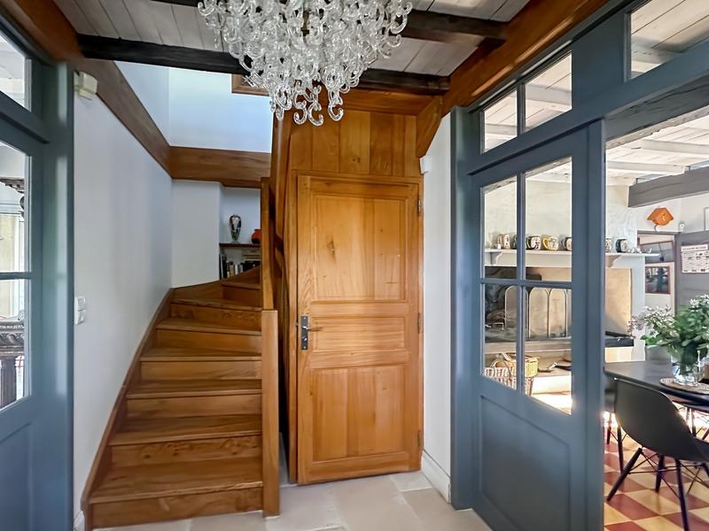 Maison en pierre - 222 m² - 9 pièces