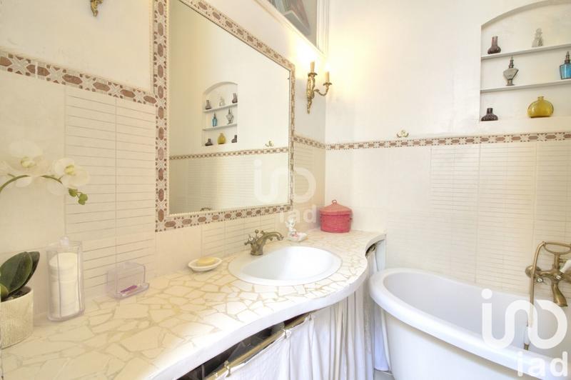 Appartement - 72 m² - 2 pièces