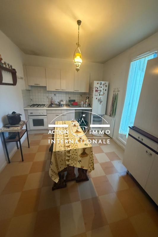 Villa - 104 m² - 5 pièces