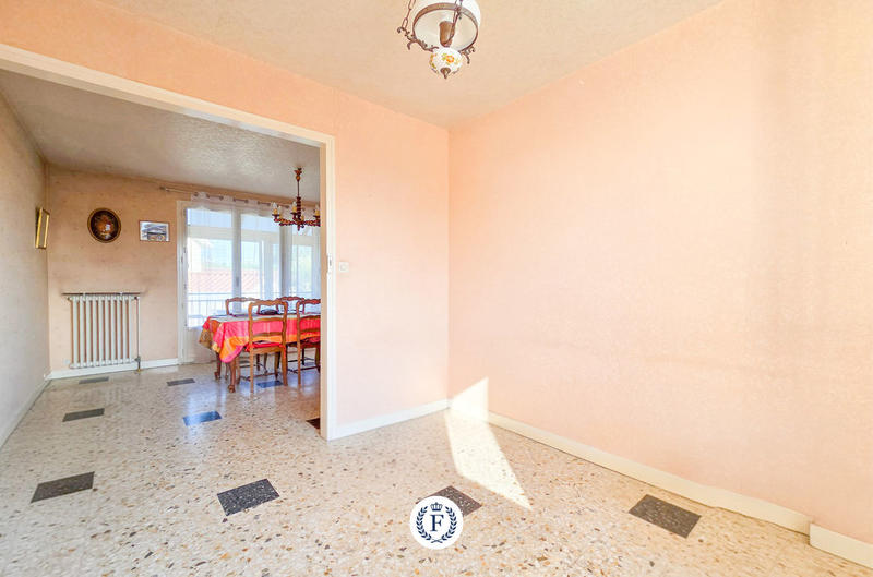 Maison - 110 m² - 4 pièces