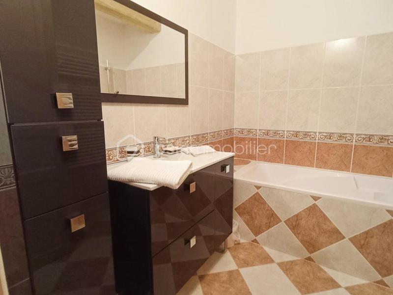 Demeure - 554 m² - 14 pièces