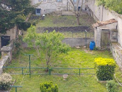 Appartement - 99 m² - 4 pièces