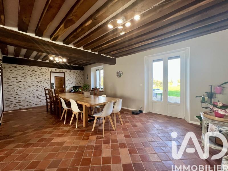 Maison - 178 m² - 9 pièces