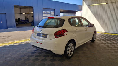 Peugeot 208 bluehdi 100 ss bvm5 active