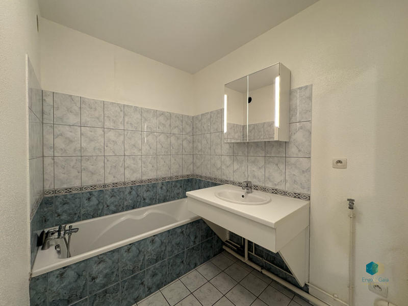 Appartement - 56 m² - 3 pièces