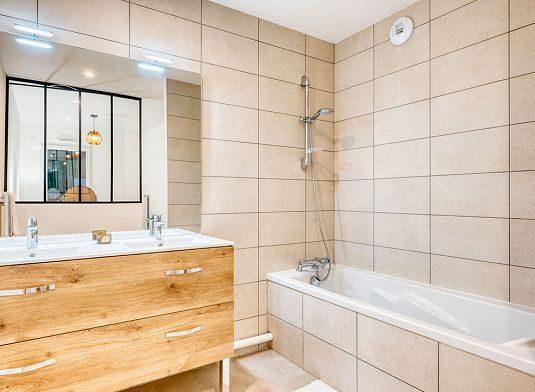 Appartement - 111 m² - 4 pièces