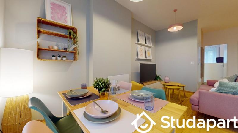 Chambre - 12 m² - 1 pièce