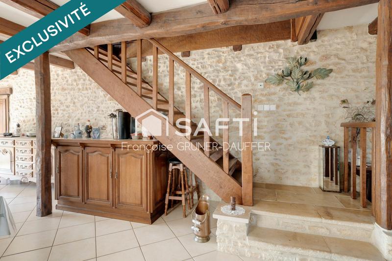 Maison - 214 m² - 5 pièces