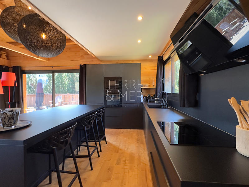 Maison - 95 m² - 4 pièces