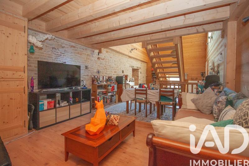 Maison - 280 m² - 8 pièces