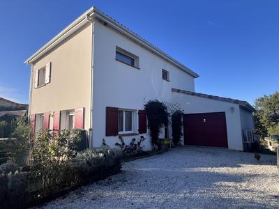 Maison - 137 m² - 5 pièces