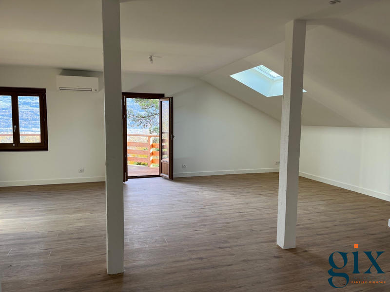 Appartement - 78 m² - 3 pièces