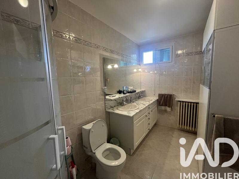 Maison de ville - 170 m² - 9 pièces