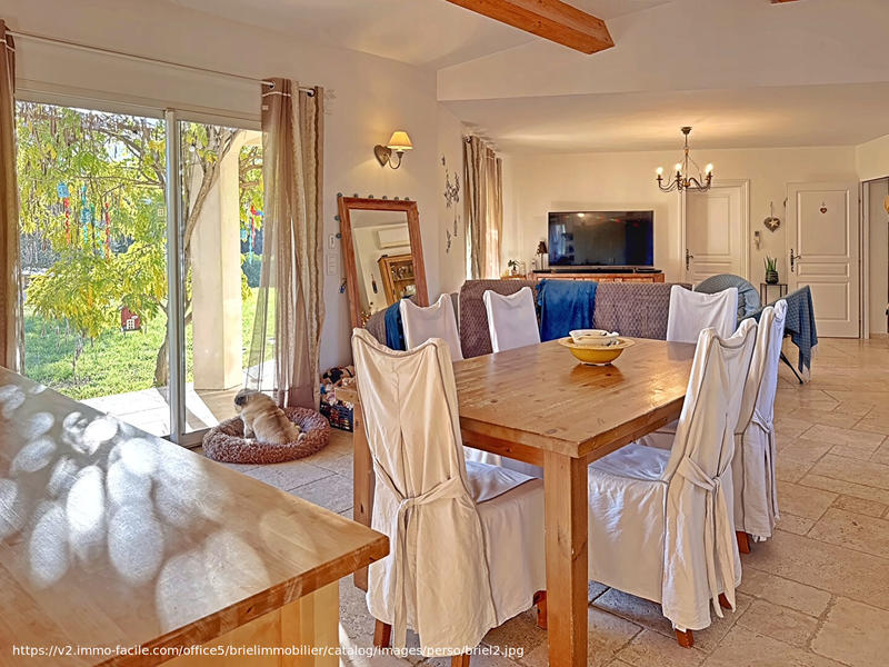 Maison - 174 m² - 7 pièces