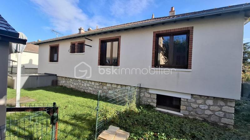 Pavillon - 85 m² - 5 pièces