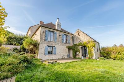 Maison - 150 m² - 7 pièces