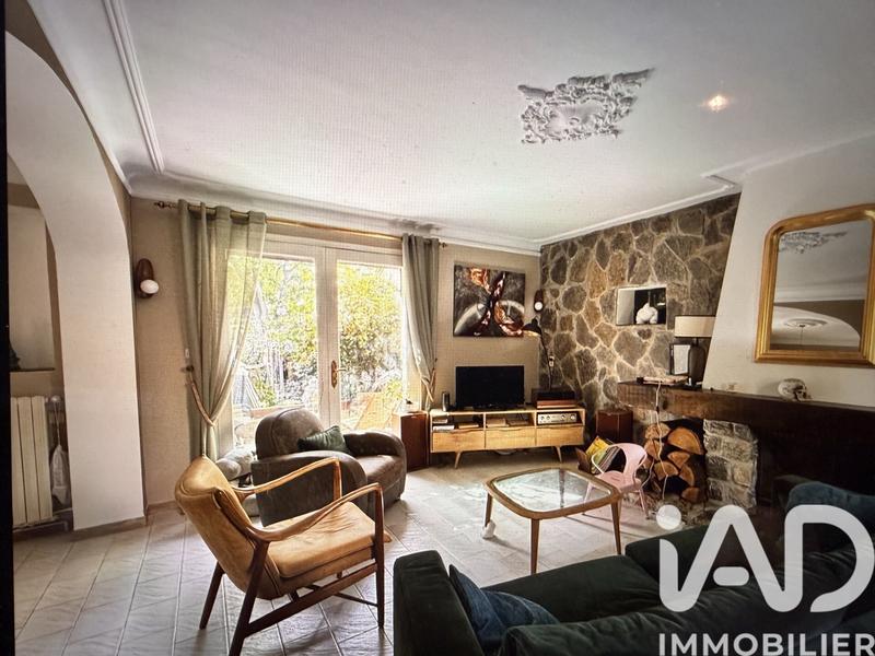 Maison - 157 m² - 5 pièces