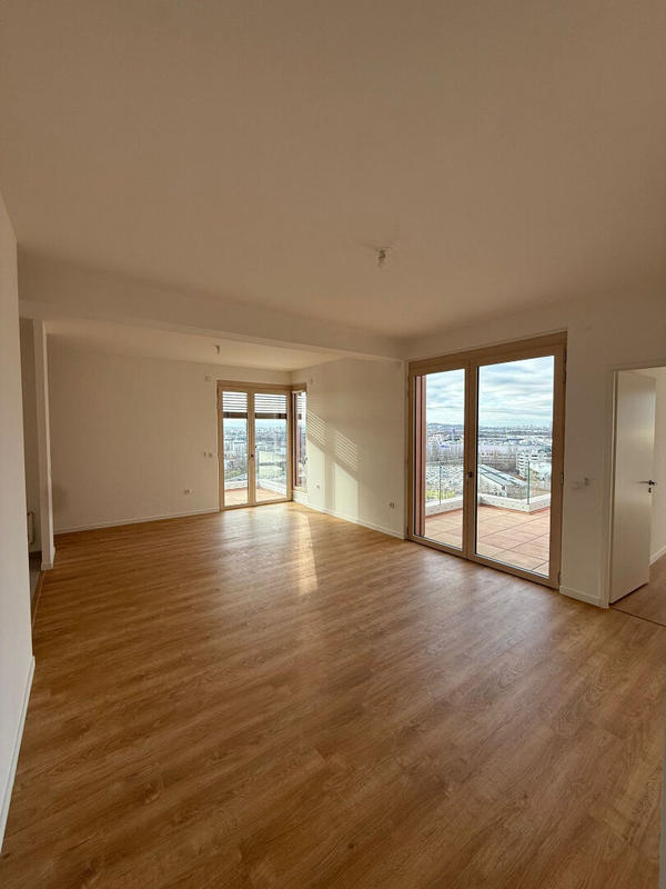 Appartement - 105 m² - 5 pièces