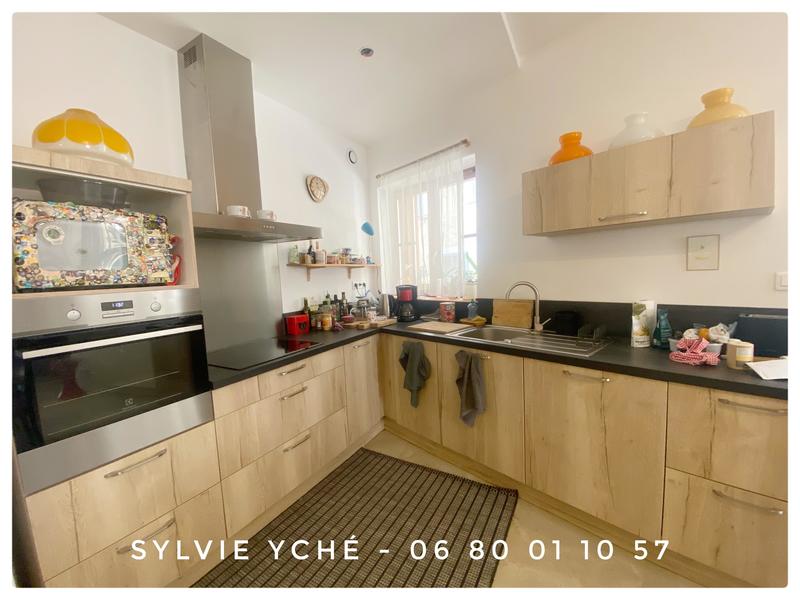 Maison ancienne - 160 m² - 6 pièces