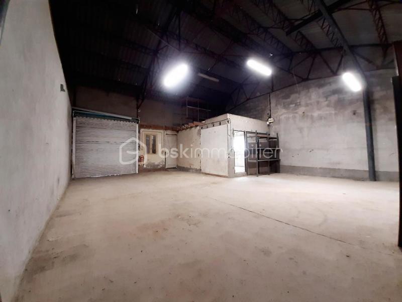 Maison - 230 m² - 11 pièces