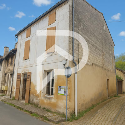 Maison - 234 m² - 5 pièces