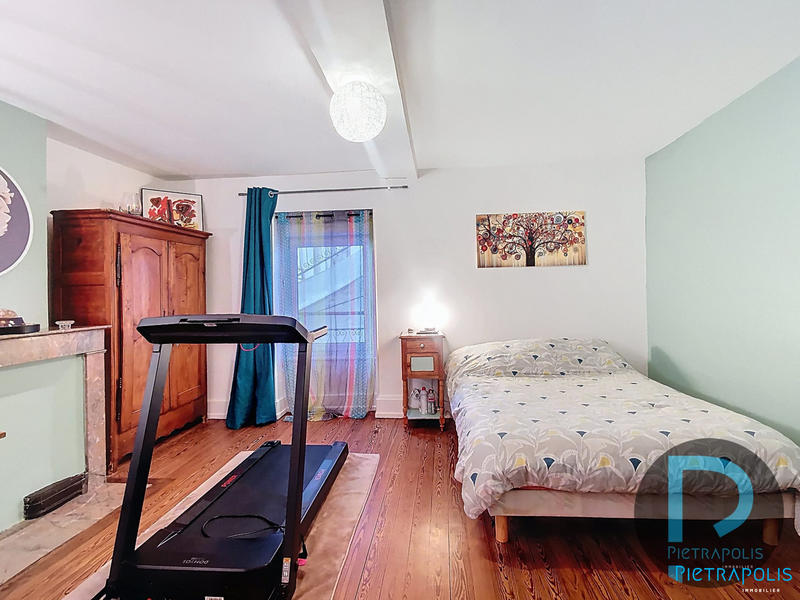 Appartement - 91 m² - 3 pièces