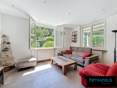 Maison ancienne - 205 m² - 6 pièces