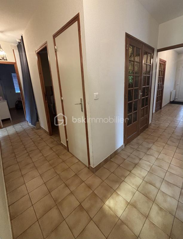 Maison - 187 m² - 7 pièces