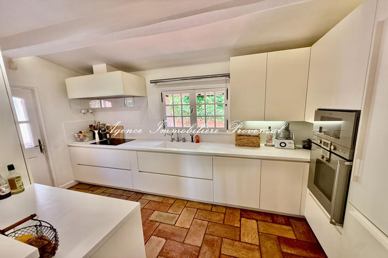 Villa - 200 m² - 7 pièces