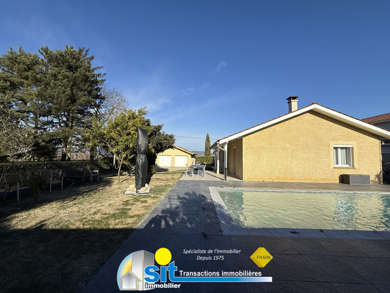 Maison - 111 m² - 5 pièces