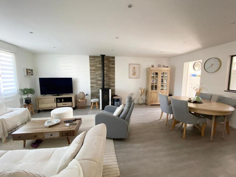 Maison - 158 m² - 6 pièces