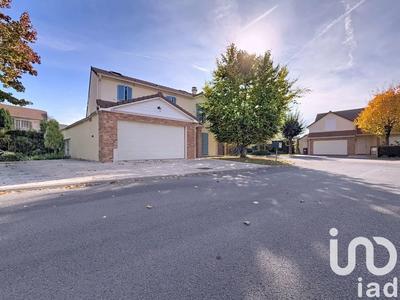 Maison - 141 m² - 6 pièces