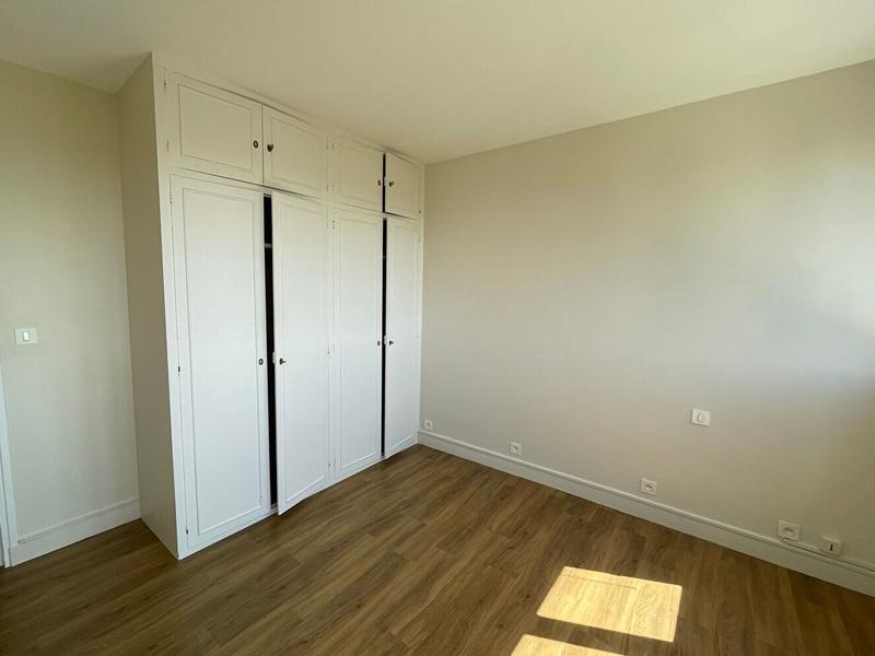 Appartement - 93 m² - 4 pièces