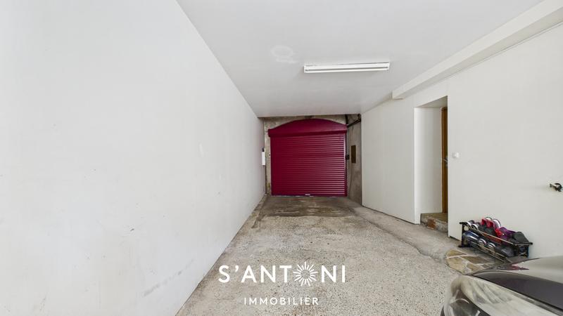 Maison - 181 m² - 6 pièces